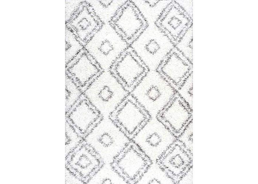 nuLOOM OZSG18A Soft and Plush Moroccan Trellis Iola Shag Rug, 3' x 5', White