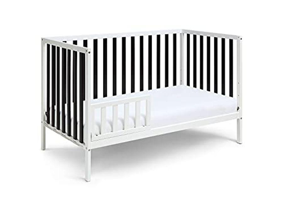 Baby Cache Deux Remi Island 3-in-1 Convertible Crib (Do Re Me) White & Black