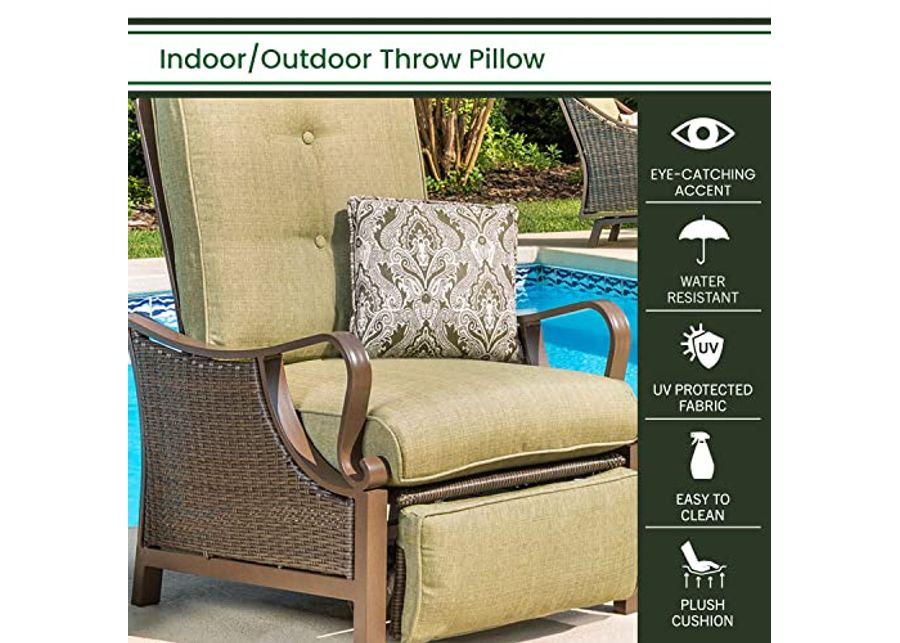 Hanover, Meadow Green Medallion Indoor/Outdoor Throw Pillow, Decorative, Set of 1