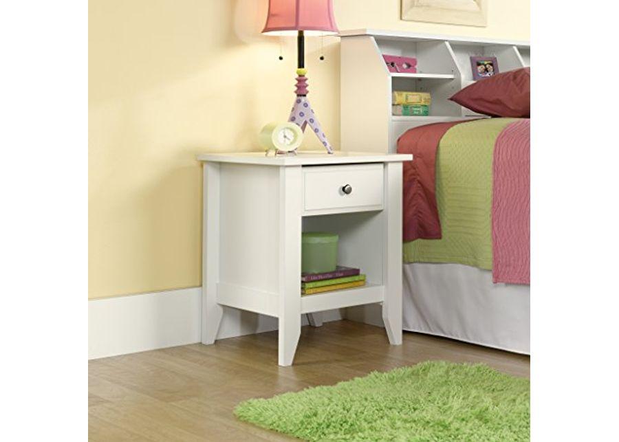 Sauder Shoal Creek Dresser (L: 54.65" x W: 18.43" x H: 33.03") and Night Stand in Soft White Finish