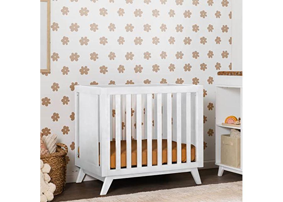 DaVinci Otto 3-in-1 Convertible Mini Crib with 4" Mattress in White, Greenguard Gold Certified