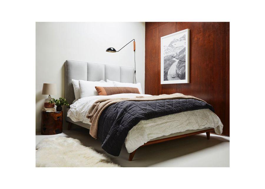 Carter Upholstered Platform Bed