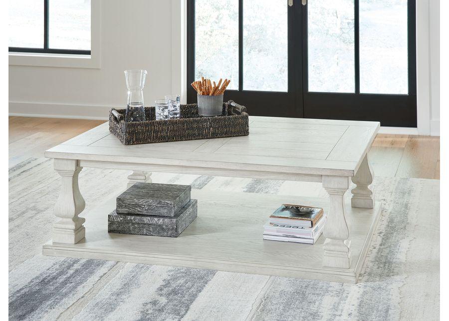 Arlendyne - Antique White - Rectangular Cocktail Table