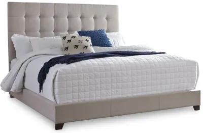 Dolante - Upholstered Bed