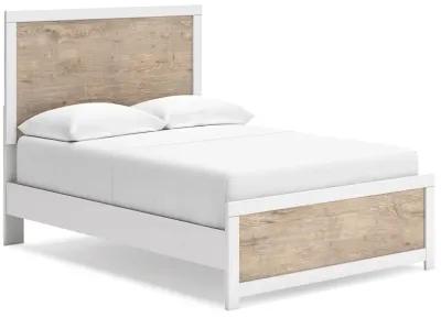 Charbitt - Panel Bed