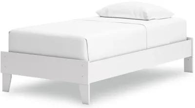 Hallityn - Platform Bed