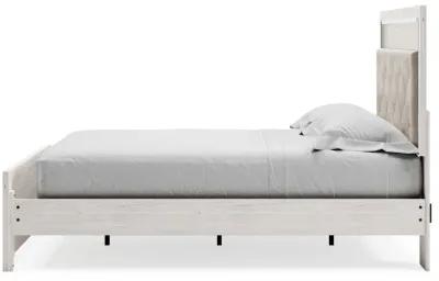 Altyra - White - Queen Panel Bed With Roll Slats