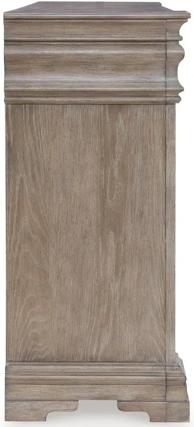 Blairhurst - Light Grayish Brown - Dresser