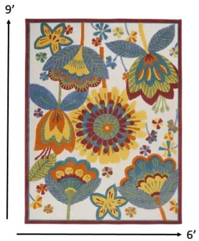 6' X 9' Floral Indoor / Outdoor Area Rug - Yellow / Ivory