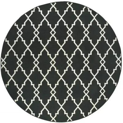 8' X 8' Indoor Outdoor Area Rug - Black / Ivory