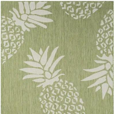 5' X 7' Floral Indoor / Outdoor Area Rug - Green