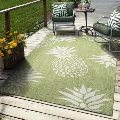 5' X 7' Floral Indoor / Outdoor Area Rug - Green