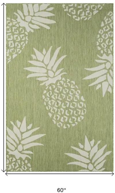 5' X 7' Floral Indoor / Outdoor Area Rug - Green