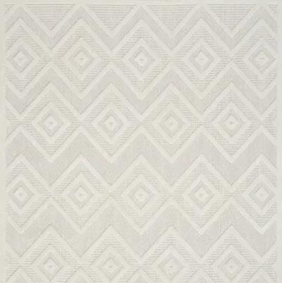 4' X 6' Argyle Indoor / Outdoor Area Rug - Ivory / White