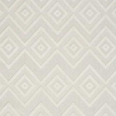 4' X 6' Argyle Indoor / Outdoor Area Rug - Ivory / White