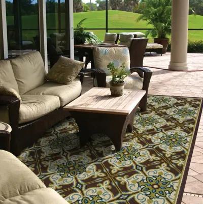 5' X 8' Floral Stain Resistant Indoor / Outdoor Area Rug - Brown / Ivory