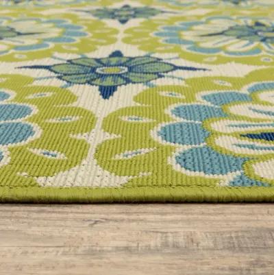 7' X 10' Floral Stain Resistant Indoor & Outdoor Area Rug - Green / Ivory