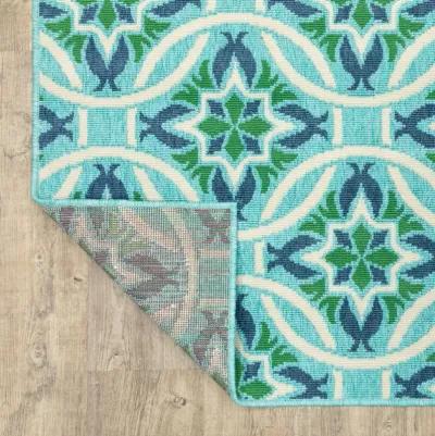 4' X 6' Geometric Stain Resistant Outdoor / Indoor Area Rug - Blue / Green