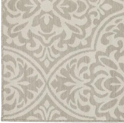 7' X 9' Floral Stain Resistant Indoor / Outdoor Area Rug - Gray / Ivory