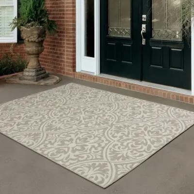 7' X 9' Floral Stain Resistant Indoor / Outdoor Area Rug - Gray / Ivory