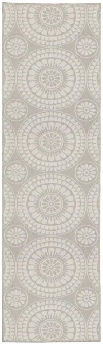 2' X 7' Geometric Stain Resistant Outdoor / Indoor Area Rug - Gray / Ivory