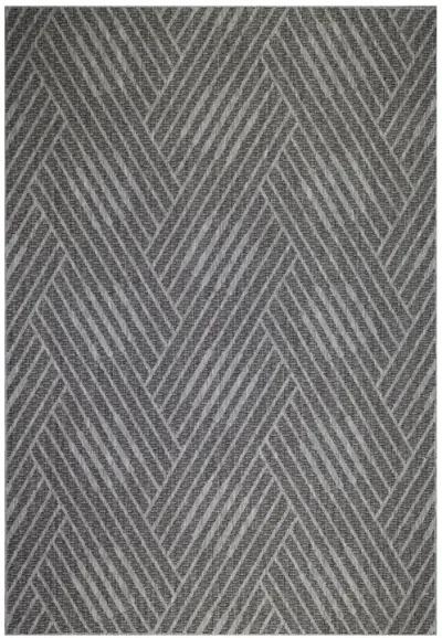 8' X 10' Geometric Stain Resistant Outdoor / Indoor Area Rug - Gray / Blue