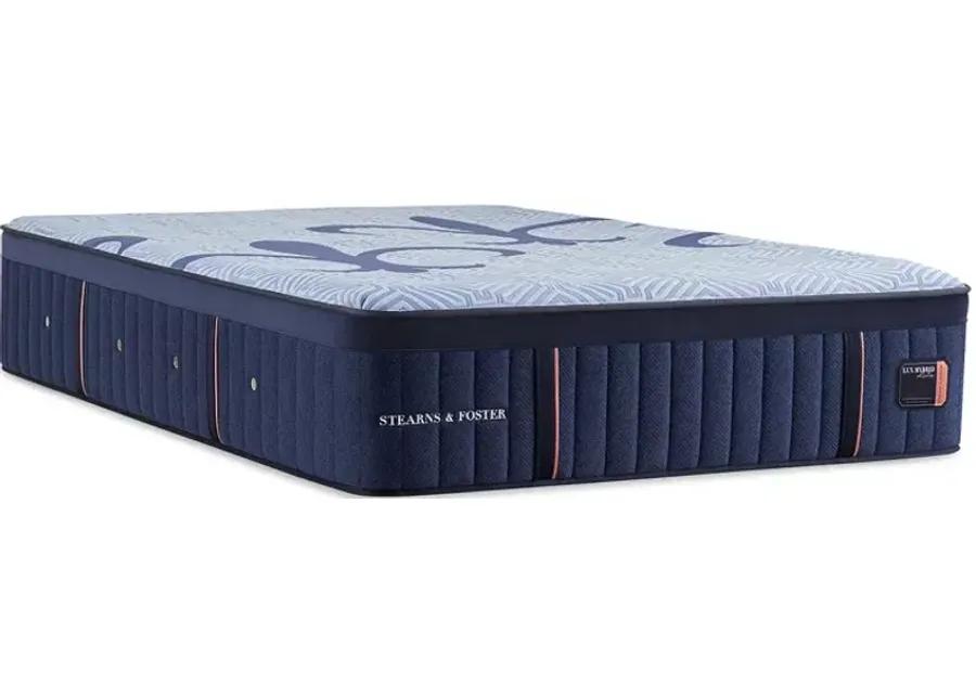 Stearns & Foster Luxe Estate Hybrid Medium Split California King Mattress & 5" Low Profile Box Spring Set