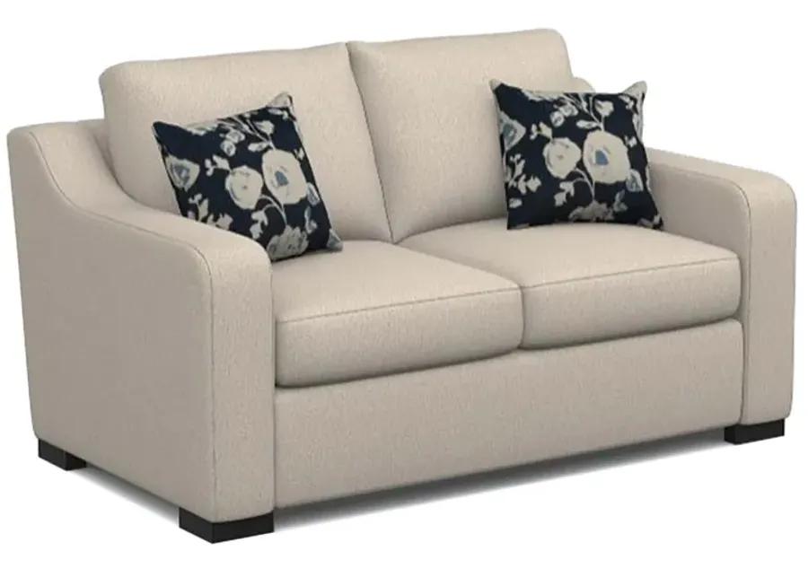 Quinn Loveseat