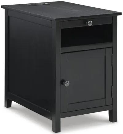 Treytown Black Chairside Table