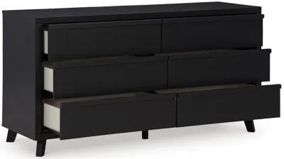 Danziar Dresser