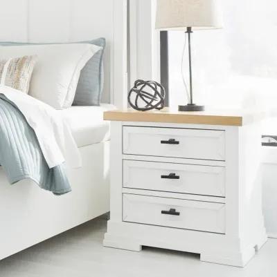 Ashbryn Nightstand