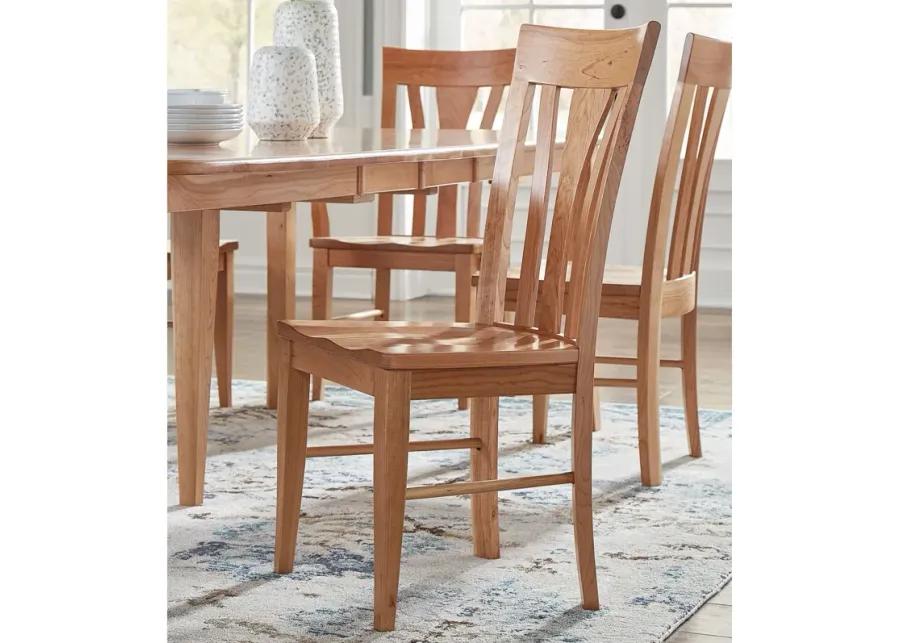 Amish Natural Cherry Dining Room 7 Piece Set (Table with 4 Side Chairs & 2 Arm Chairs)