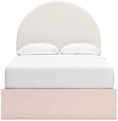 Wistenpine Blush Platform Bed