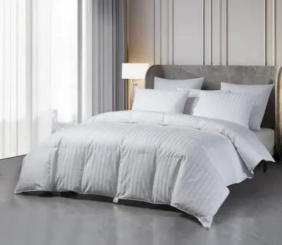 Beautyrest Damask Stripe Goose Down Comforter - Queen