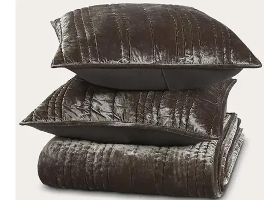 Villa by Classic Home Seville Velvet Quilt Set - Queen