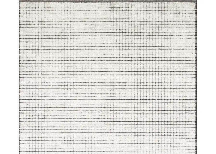 Loloi Beverly Ivory Black Area Rug - 6' x 9'