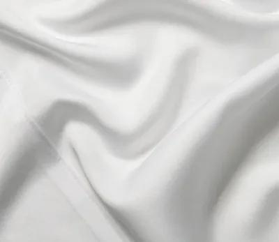 Cariloha Bamboo Sheet Set and Robe Bundle - Queen Sheets - White S/M Robe