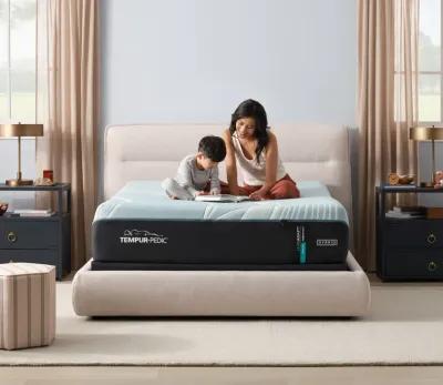 Tempur-Pedic TEMPUR-LuxeAdapt 2.0 Medium Hybrid Mattress - Queen