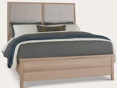 Vaughan Bassett Woodbridge Upholstered Panel Bedroom Set - Clear Maple/Grey - Queen