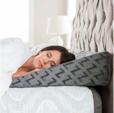 Z Wedge Pillow