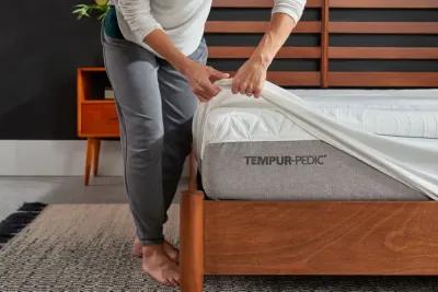 Tempur-Protect Mattress Protector Queen