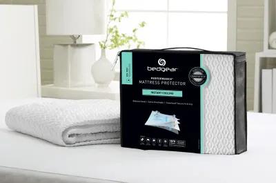 Ver-Tex Queen Mattress Protector by Bedgear