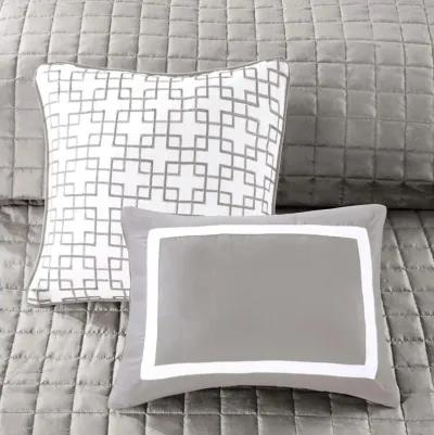 Henrietta 8Pc Bedding Set