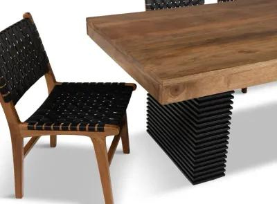 Kieren Dining Table With 4 Dale Chairs