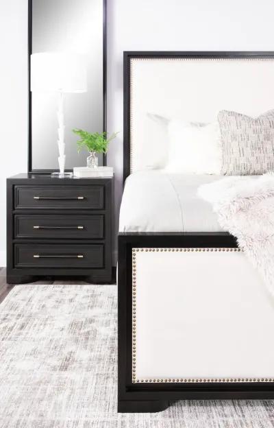 Layla Queen Upholstered Bedroom Suite