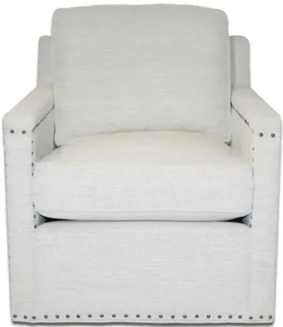 MERCER SWIVEL ACCENT CHAIR IN COKA LATTE FABRIC