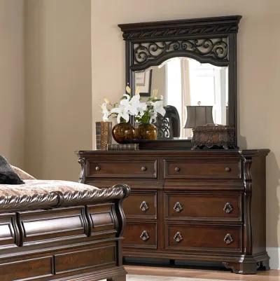 Liberty Furniture Complete California King Set Sleigh Bed, Dresser & Mirror Arbor Place