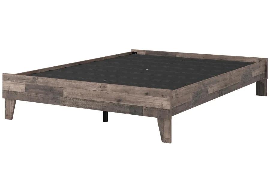 NEILSVILLE QUEEN PLATFORM BED MULTI GRAY SIGNATURE DESIGN