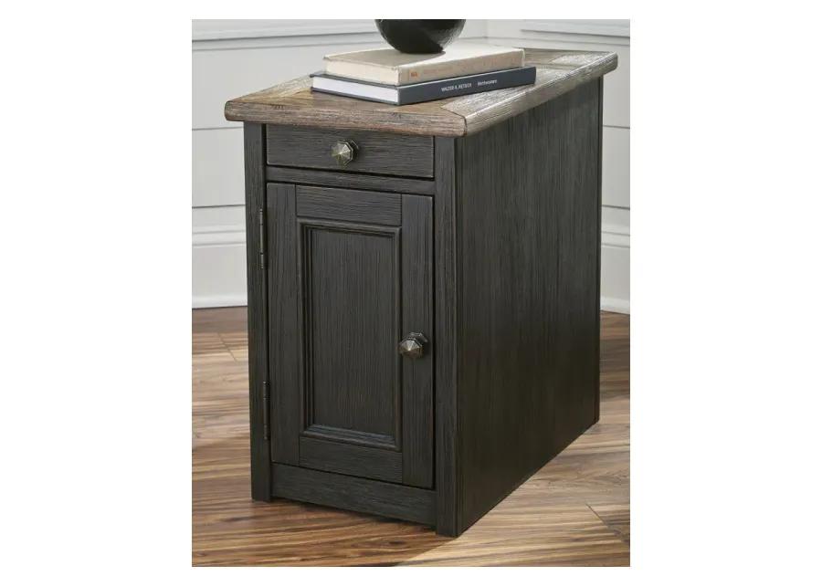 TYLER CREEK CHAIRSIDE END TABLE WITH USB PORTS & OUTLETS GRAYISH BROWN BLACK SIGNATURE DESIGN