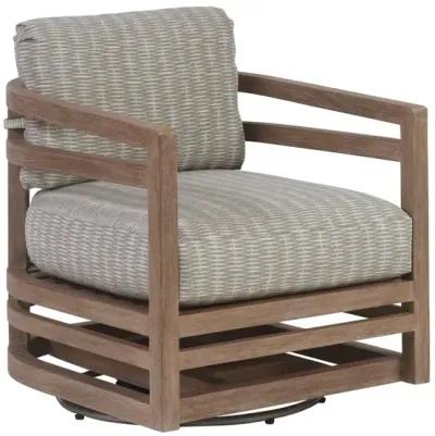 Tommy Bahama Outdoor by Lexington Stillwater Cove Swivel Lounge Chair with Tan/White Cushion